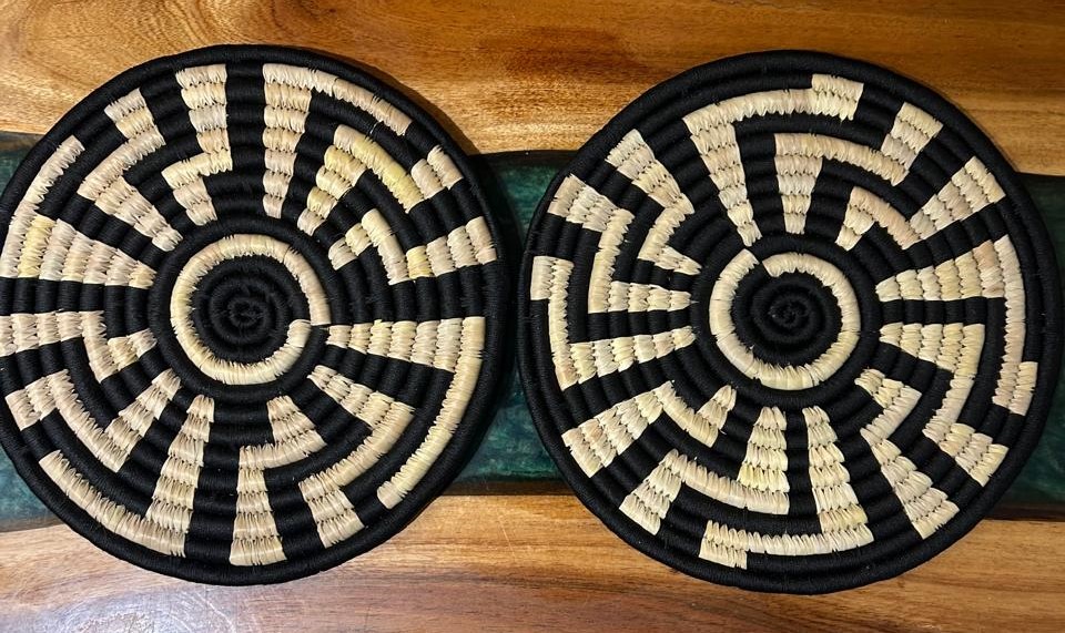 Black - Sabai Art Handwoven Dining Mats - 2 Table Mats (12")