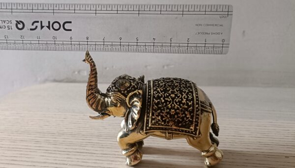 Set of 2 Brass Elephants – Trunk in Blessing Posture (2.5" & 3") (110 gms approx) - Image 7