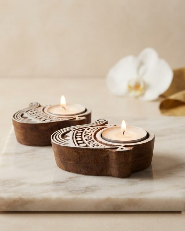 Christmas Collection Wooden T-Light Candle Holders ? Set of 3 (Bell, Santa Cap & Tree)