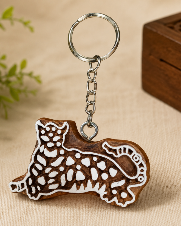 Leapord - Wooden Block Key Chain