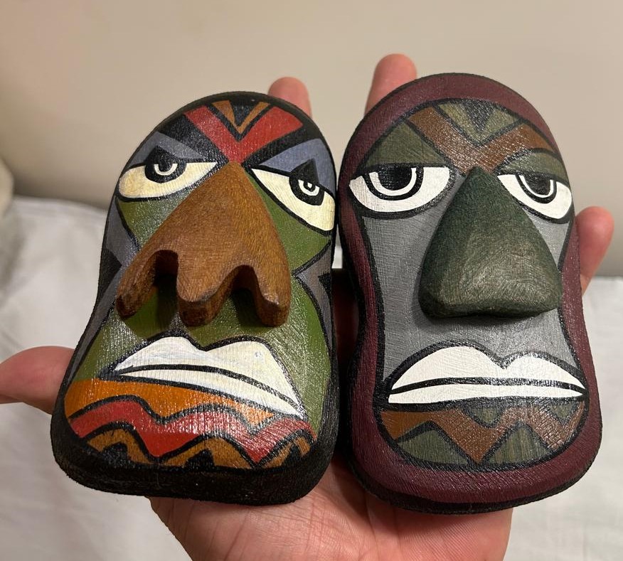 Bamboo Mask Painting #1 – Hand-Painted on Bamboo (approx 4 Inches Height) - Image 4