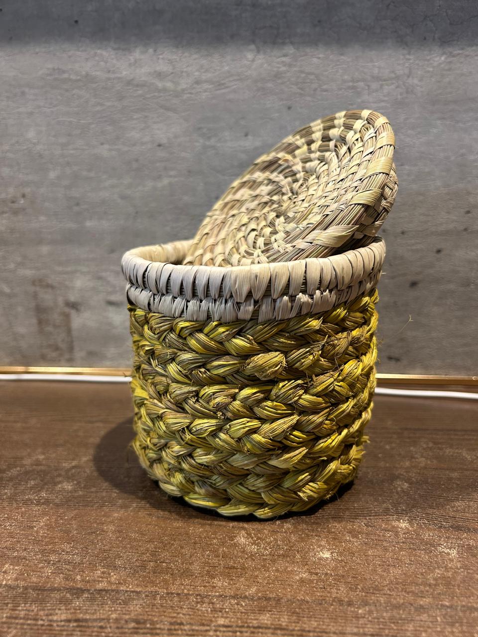 Round Basket with Lid 4" x 4" | Multipurpose Eco-Friendly Box | Handmade Sabai Art Basket -1 Piece