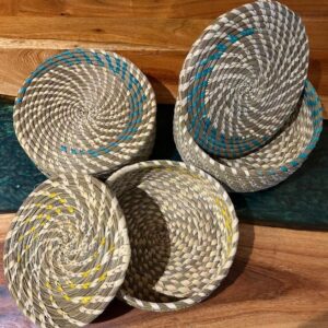 Round Basket with Lid - 8" x 3" Handmade Sabai Art Basket - 1 Piece