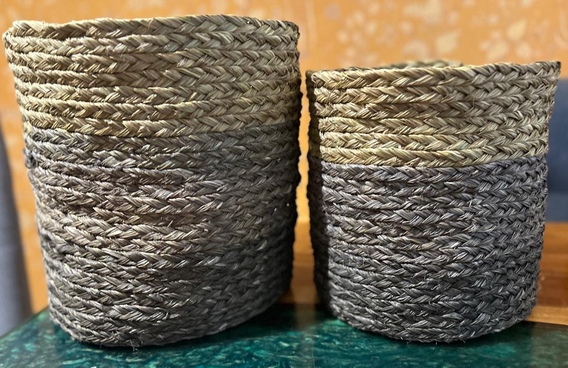 Handmade Sabai Round Planter - Set of 2 (12", 10")