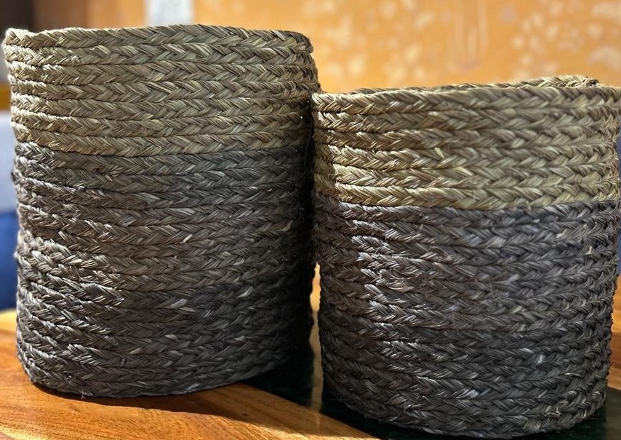 Handmade Sabai Round Planter - Set of 2 (12", 10") - Image 2