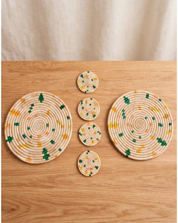 Multi - Sabai Art Handwoven Dining set - Set of 6 | 2 Table Mats (12") & 4 Coasters (4") |