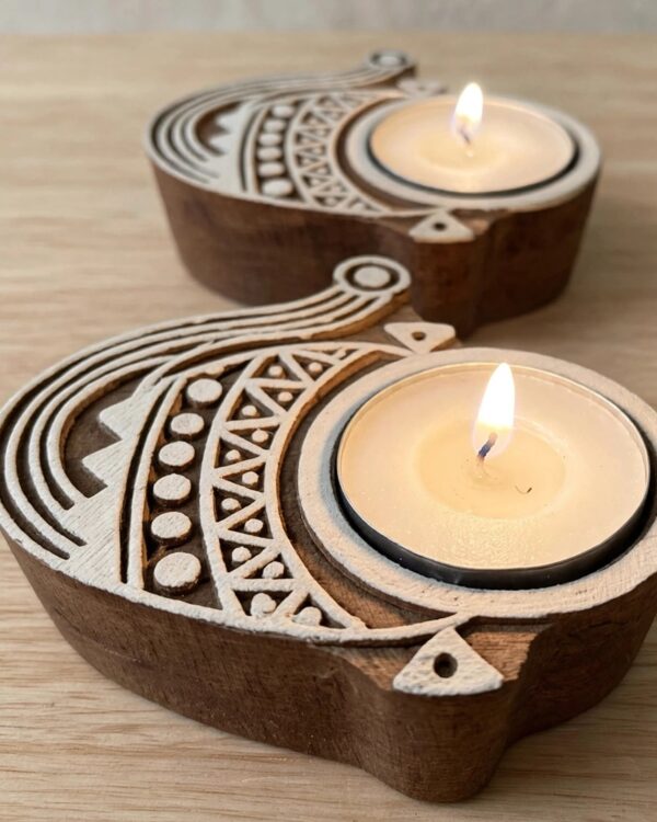 Christmas Collection Wooden T-Light Candle Holders ? Set of 3 (Bell, Santa Cap & Tree)