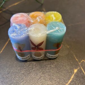 Round candle Multi Colour- small - Mix fragrance - 2 cm diameter 6 cm height - Set of 6