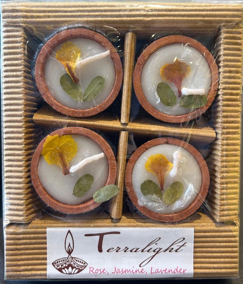 Gift Pack - white - set of 4 small diya candle