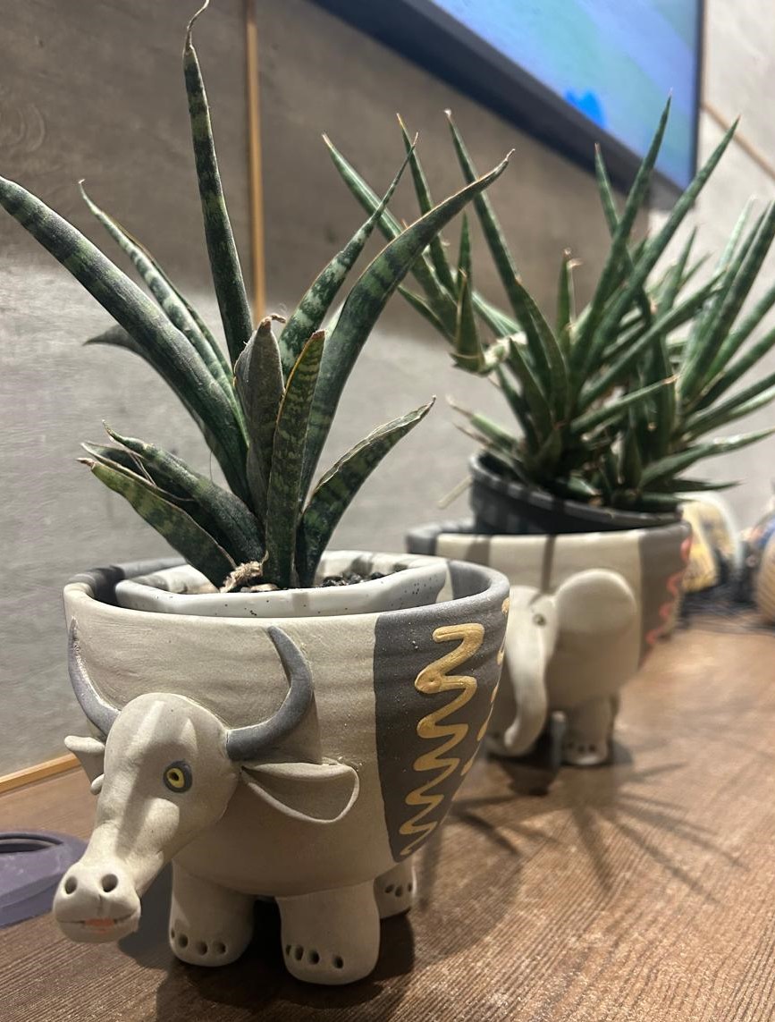 Earthen Elegance: Nerikomi Cow Planter - Image 4