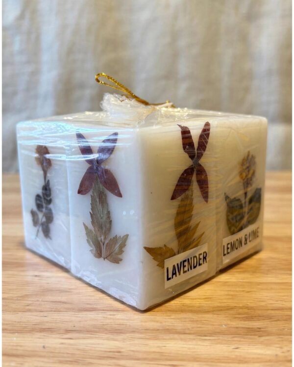 Square candle- small - Mix fragrance - Set of 4 (4*4*5 cms)