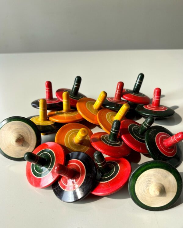 Chinnapatna Toys Top1 - wooden