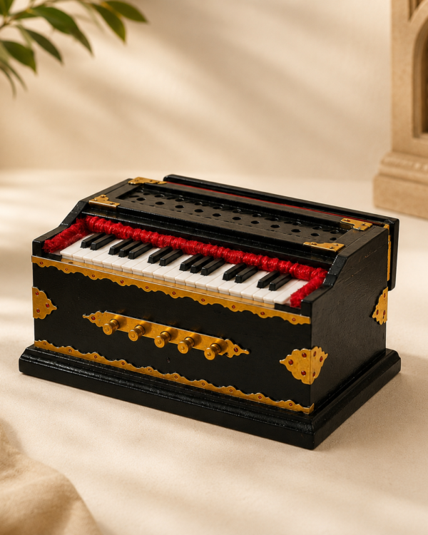 Handcrafted Miniature Harmonium (5-Inch)