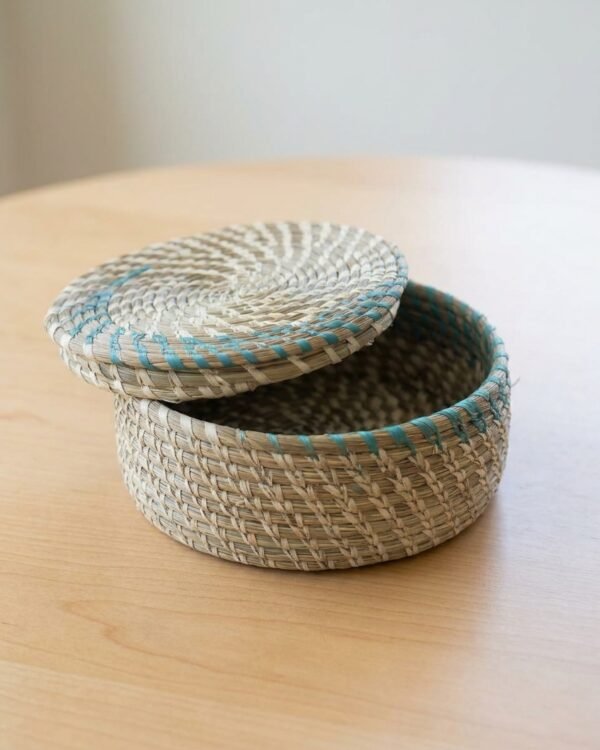 Round Basket with Lid - 8" x 3"  Handmade Sabai Art Basket - 1 Piece