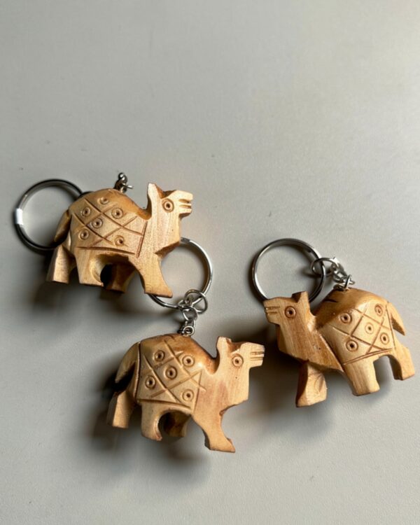 Camel Natural- Wooden Key Chain