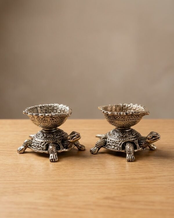 Diya Tortoise - Brass - set of 2